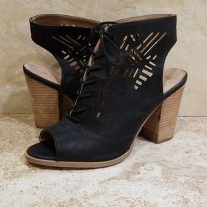 Black peep toe heels